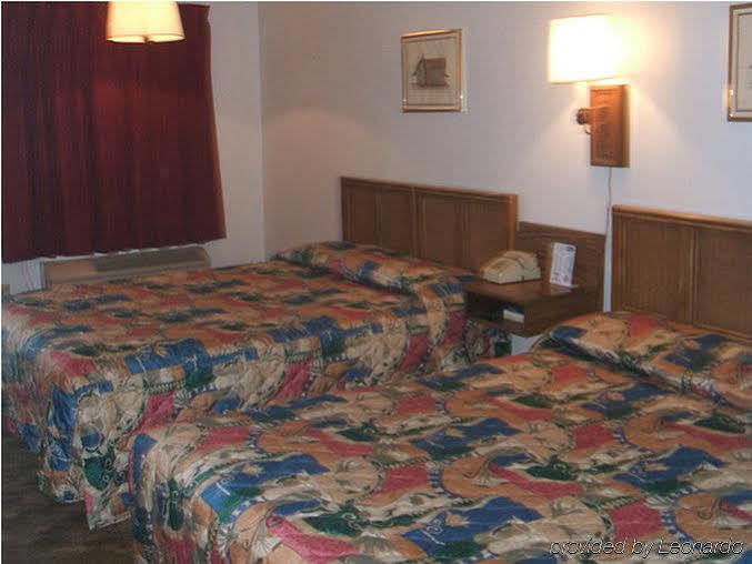 Scottish Inns Motel - Osage Beach Room photo